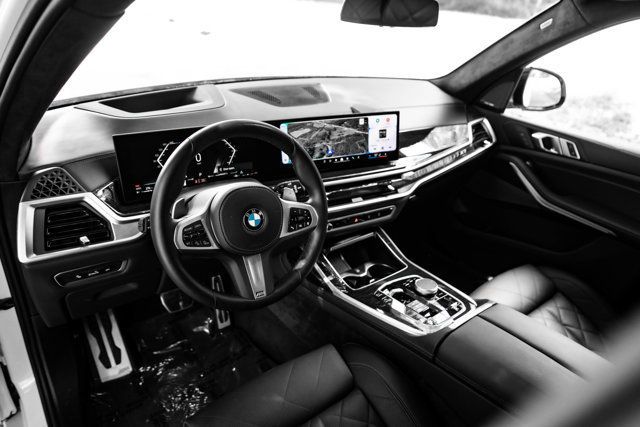 2024 BMW X7 MSRP$93690/M-SportPkg/PremiumPkg/ClimateComfortPkg/NAV - 23068114 - 17