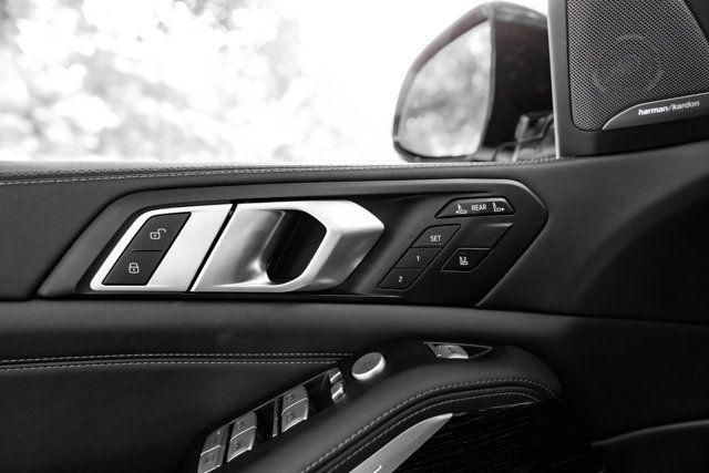 2024 BMW X7 MSRP$93690/M-SportPkg/PremiumPkg/ClimateComfortPkg/NAV - 23068114 - 32