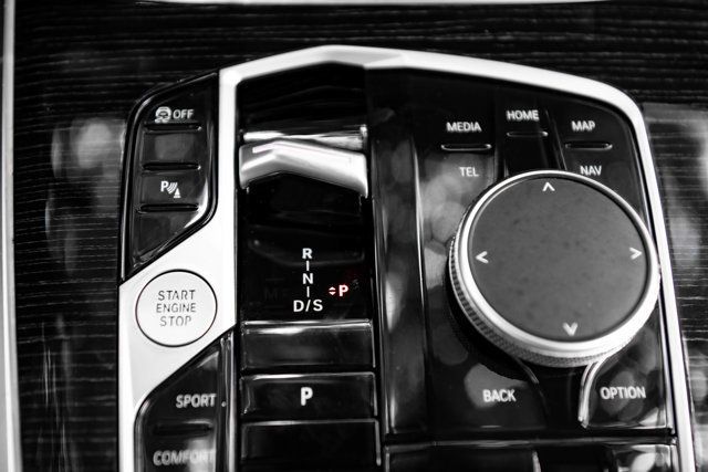 2024 BMW X7 MSRP$93690/M-SportPkg/PremiumPkg/ClimateComfortPkg/NAV - 23068114 - 34