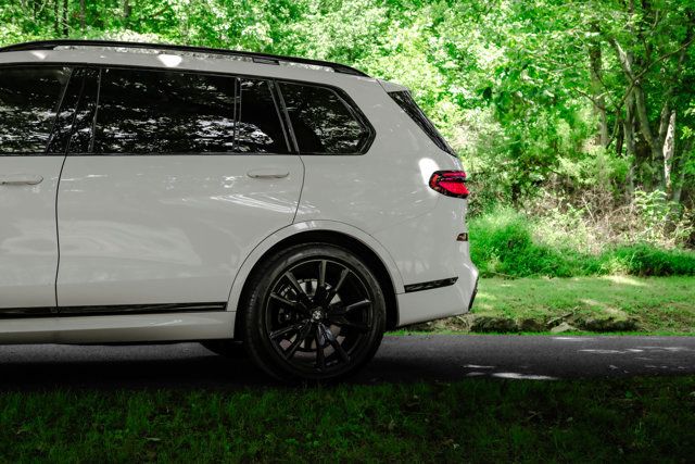 2024 BMW X7 MSRP$93690/M-SportPkg/PremiumPkg/ClimateComfortPkg/NAV - 23068114 - 8