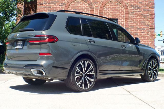 2024 BMW X7 xDrive40i's photo
