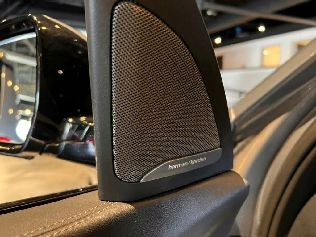 2024 BMW X7 MSRP$96670/DrivingAssistanceProPkg/M-SportProPkg/2ndRowBuckets - 22997712 - 12