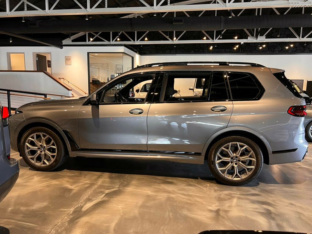 2024 BMW X7 MSRP$96670/DrivingAssistanceProPkg/M-SportProPkg/2ndRowBuckets - 22997712 - 1