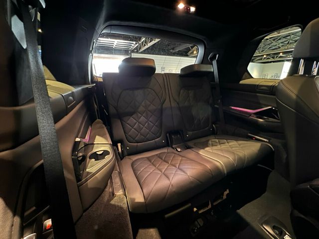 2024 BMW X7 MSRP$96670/DrivingAssistanceProPkg/M-SportProPkg/2ndRowBuckets - 22997712 - 27