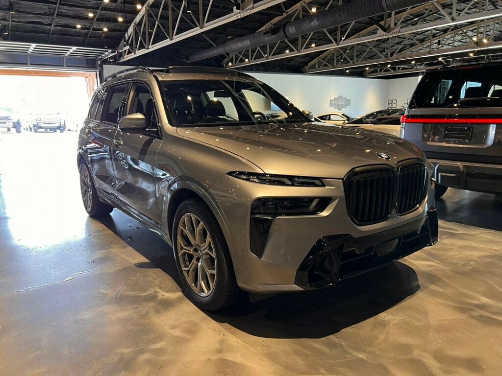 2024 BMW X7 MSRP$96670/DrivingAssistanceProPkg/M-SportProPkg/2ndRowBuckets - 22997712 - 6