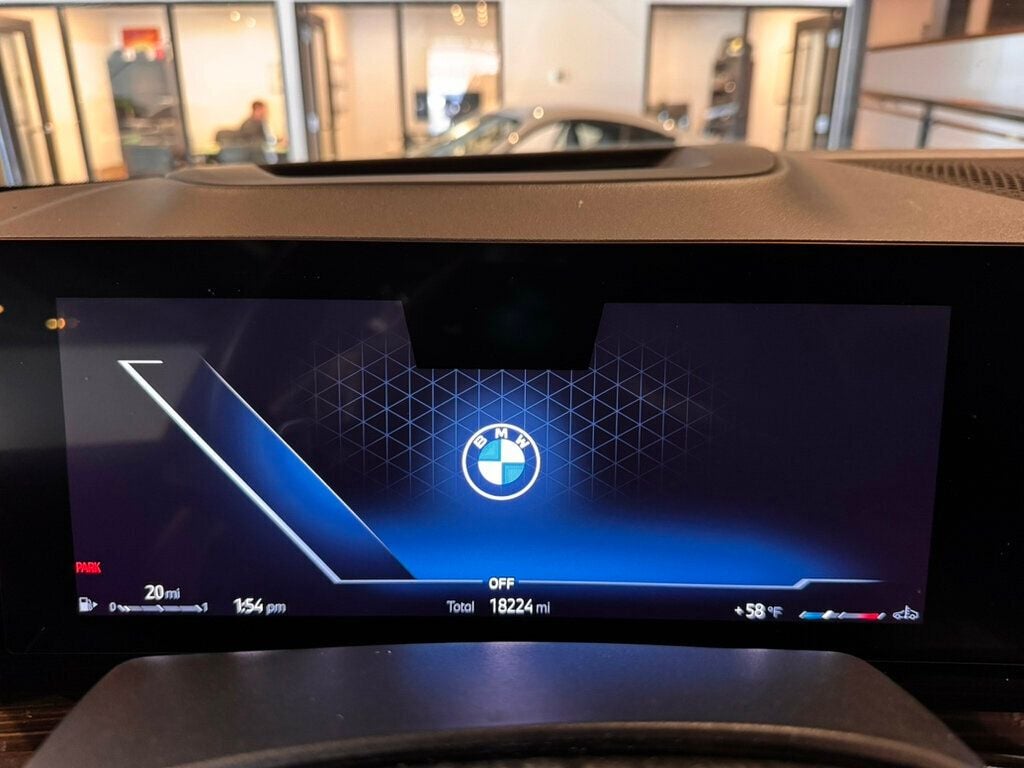 2024 BMW X7 PremiumPkg/ClimateComfortPkg/ParkAssistPkg/Htd&CldSeats/360Cam - 22978768 - 12