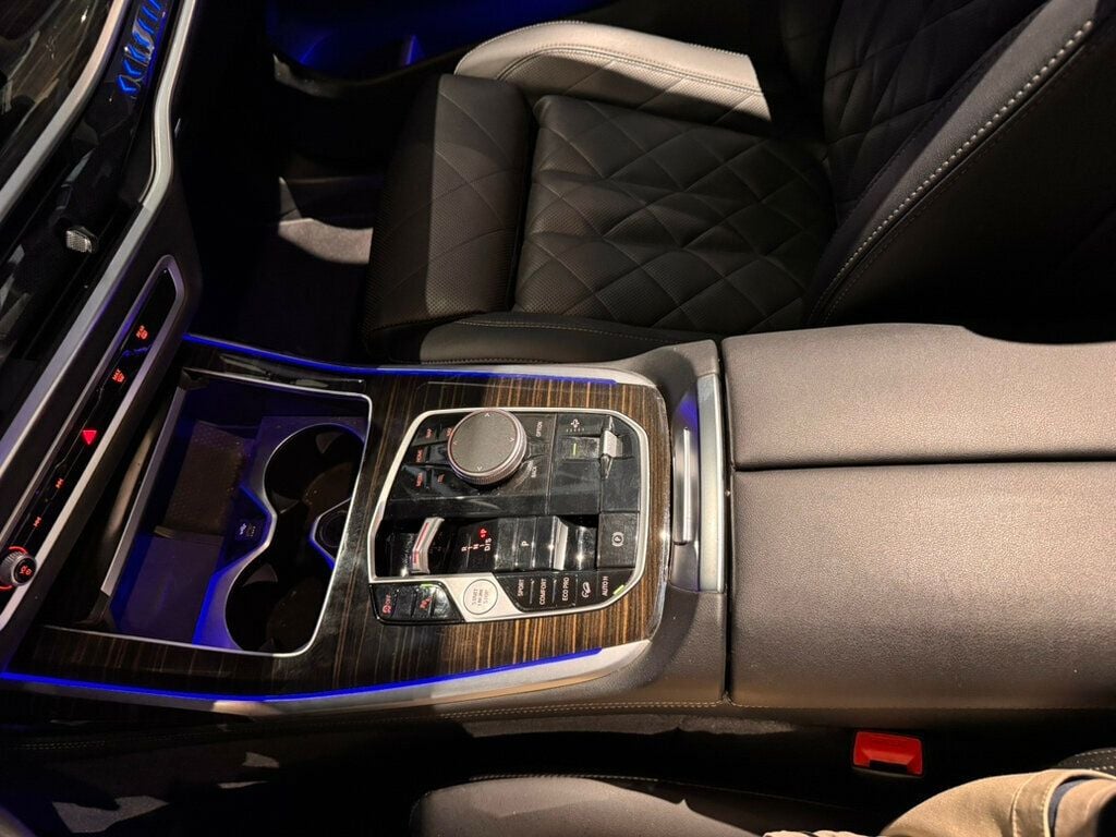 2024 BMW X7 PremiumPkg/ClimateComfortPkg/ParkAssistPkg/Htd&CldSeats/360Cam - 22978768 - 15