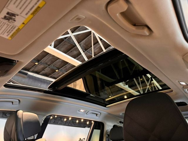 2024 BMW X7 PremiumPkg/ClimateComfortPkg/ParkAssistPkg/Htd&CldSeats/360Cam - 22978768 - 17