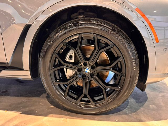 2024 BMW X7 PremiumPkg/ClimateComfortPkg/ParkAssistPkg/Htd&CldSeats/360Cam - 22978768 - 30