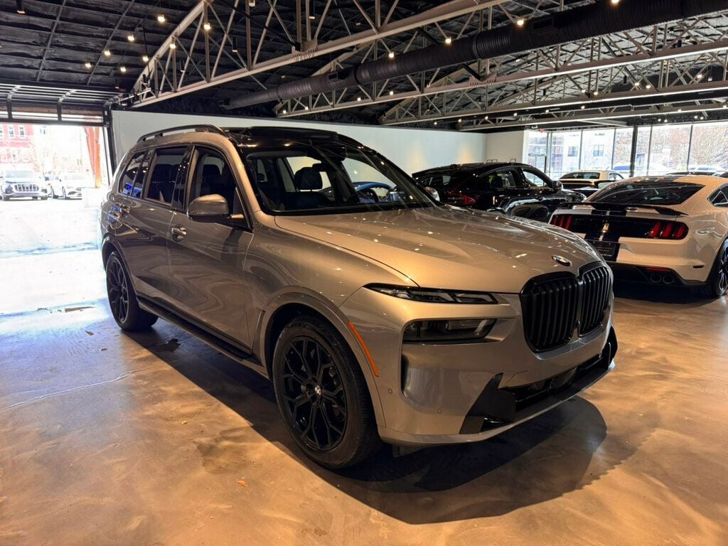 2024 BMW X7 PremiumPkg/ClimateComfortPkg/ParkAssistPkg/Htd&CldSeats/360Cam - 22978768 - 6