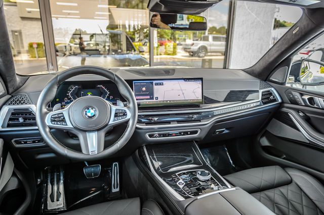2024 BMW X7 X7 40i xDRIVE M SPORT PANO ROOF DRIVE ASSIST PRO GORGEOUS - 23020866 - 27