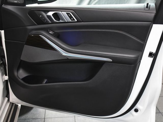 2024 BMW X7 xDrive40i - 22917521 - 16