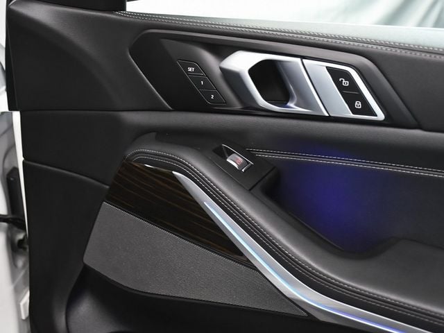 2024 BMW X7 xDrive40i - 22917521 - 17