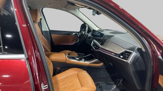2024 BMW X7 xDrive40i Sports Activity Vehicle - 23057755 - 17