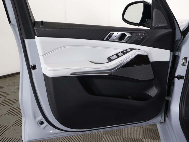 2024 BMW X7 xDrive40i Sports Activity Vehicle - 22976451 - 26