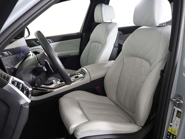 2024 BMW X7 xDrive40i Sports Activity Vehicle - 22976451 - 32