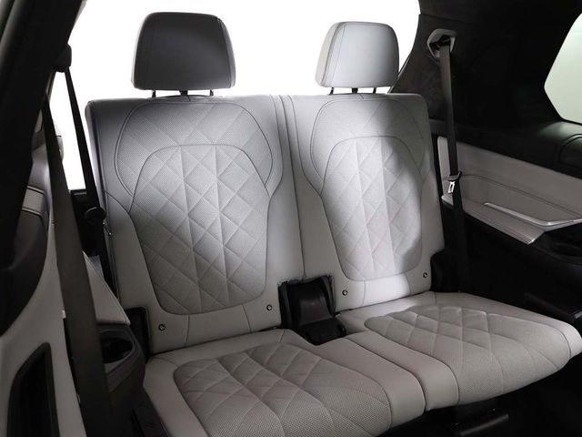 2024 BMW X7 xDrive40i Sports Activity Vehicle - 22976451 - 42
