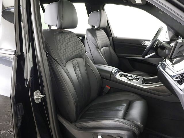 2024 BMW X7 xDrive40i Sports Activity Vehicle - 23040452 - 36