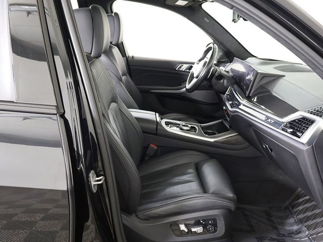2024 BMW X7 xDrive40i Sports Activity Vehicle - 23040452 - 38