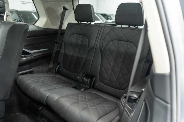 2024 BMW X7 xDrive40i Sports Activity Vehicle - 22933382 - 17