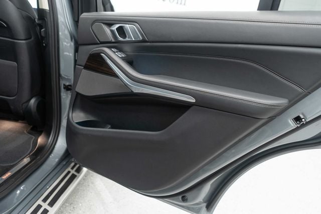 2024 BMW X7 xDrive40i Sports Activity Vehicle - 22933382 - 41