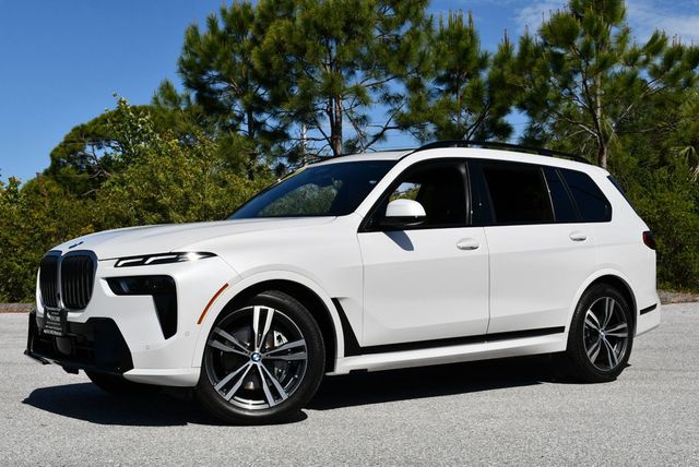 2024 BMW X7 xDrive40i Sports Activity Vehicle W/M Sport & Premium Packages - 23014756 - 25
