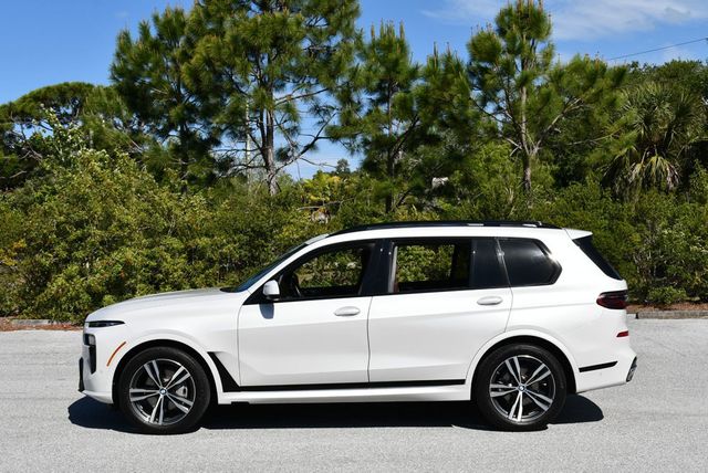 2024 BMW X7 xDrive40i Sports Activity Vehicle W/M Sport & Premium Packages - 23014756 - 26