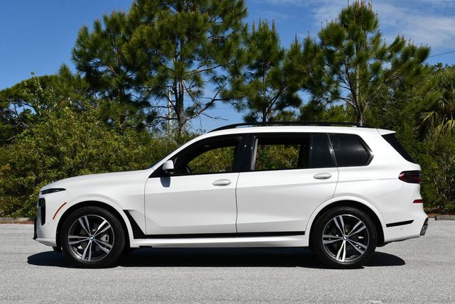2024 BMW X7 xDrive40i Sports Activity Vehicle W/M Sport & Premium Packages - 23014756 - 29