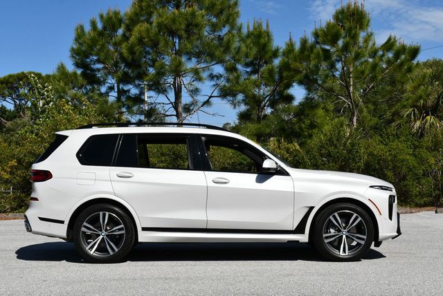 2024 BMW X7 xDrive40i Sports Activity Vehicle W/M Sport & Premium Packages - 23014756 - 34