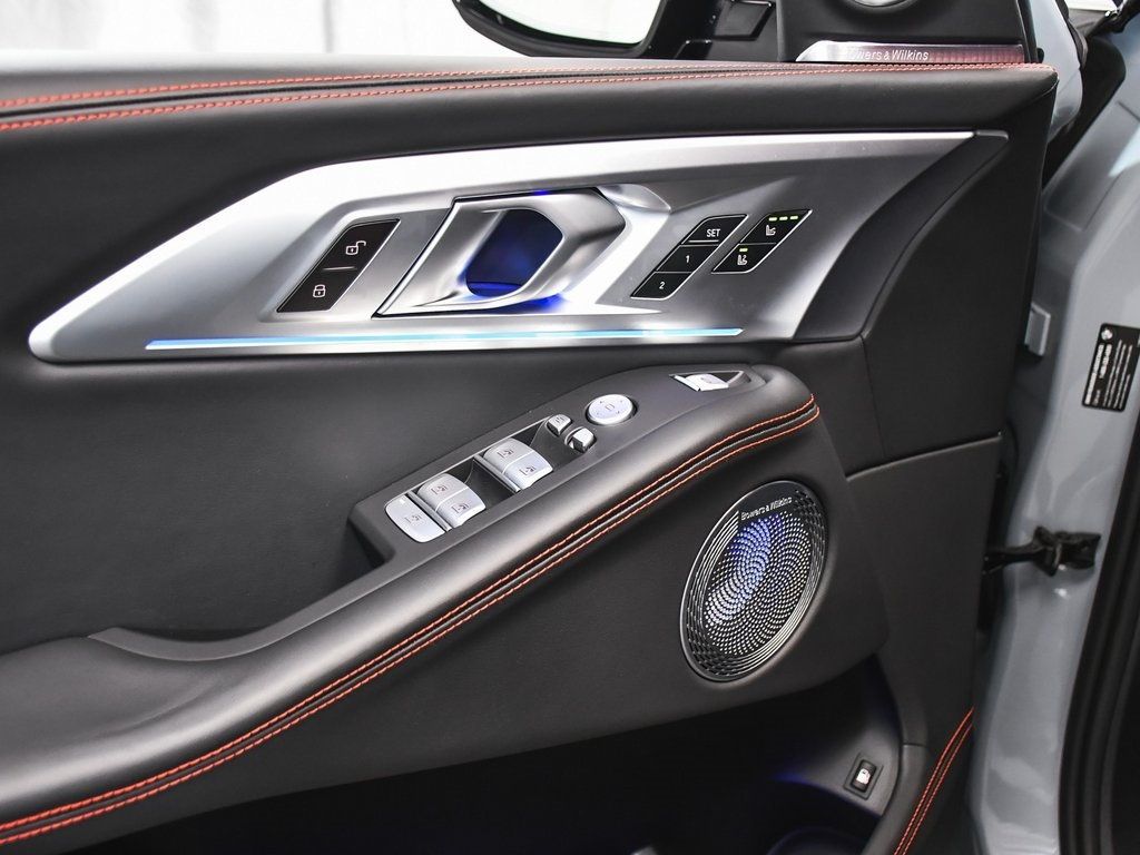 2024 Bmw XM Label Red photo 10