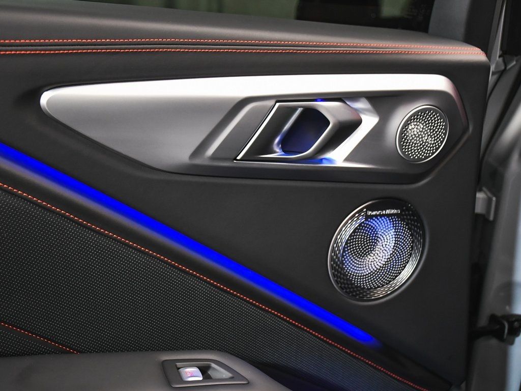 2024 Bmw XM Label Red photo 13