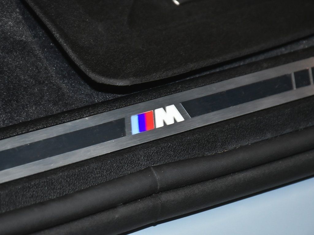 2024 Bmw XM Label Red photo 16