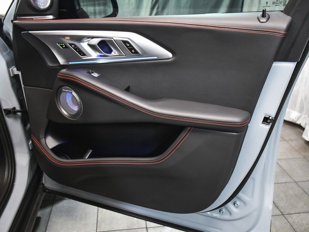 2024 Bmw XM Label Red photo 17