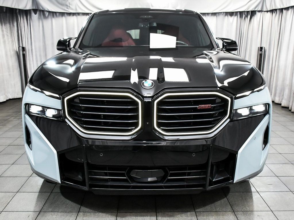 2024 Bmw XM Label Red photo 2