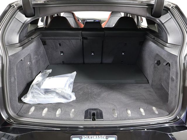 2024 BMW XM Label Red Sports Activity Vehicle - 23045597 - 22