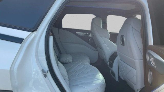 2024 BMW XM Sports Activity Vehicle - 23051472 - 14