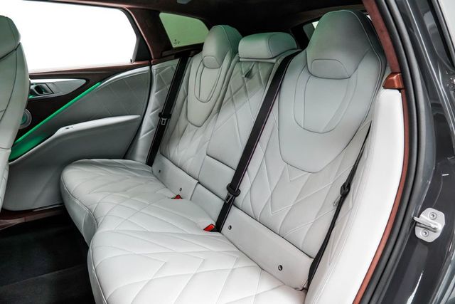 2024 BMW XM Sports Activity Vehicle - 23061765 - 15