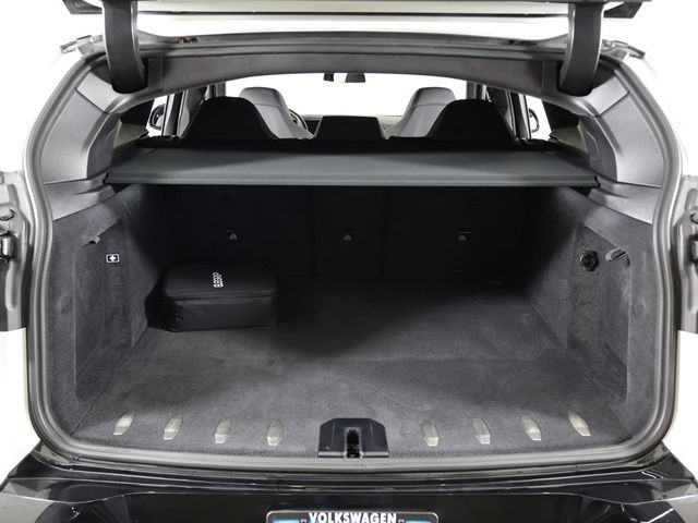 2024 BMW XM Sports Activity Vehicle - 22995585 - 21