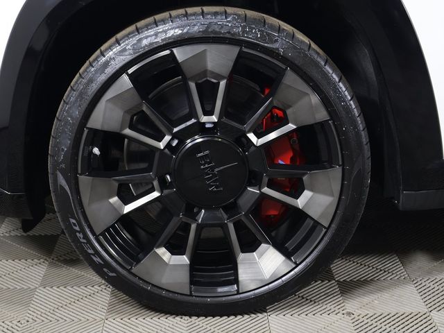 2024 BMW XM Sports Activity Vehicle - 22995585 - 24