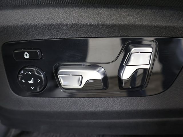 2024 BMW XM Sports Activity Vehicle - 22995585 - 36