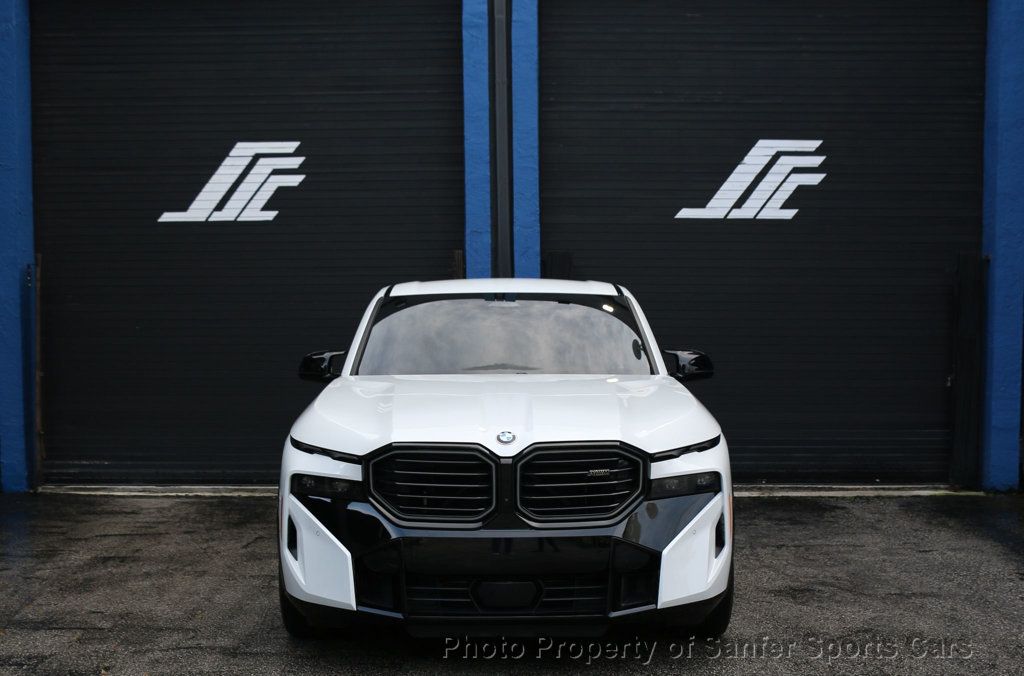 2024 BMW XM Sports Activity Vehicle - 22937624 - 9