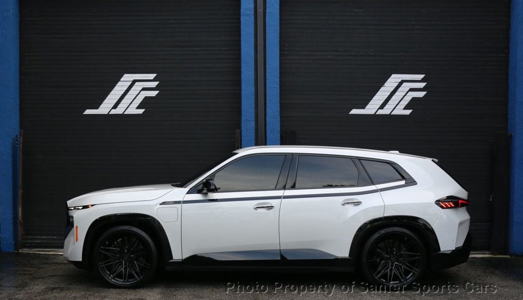 2024 BMW XM Sports Activity Vehicle - 22937624 - 1