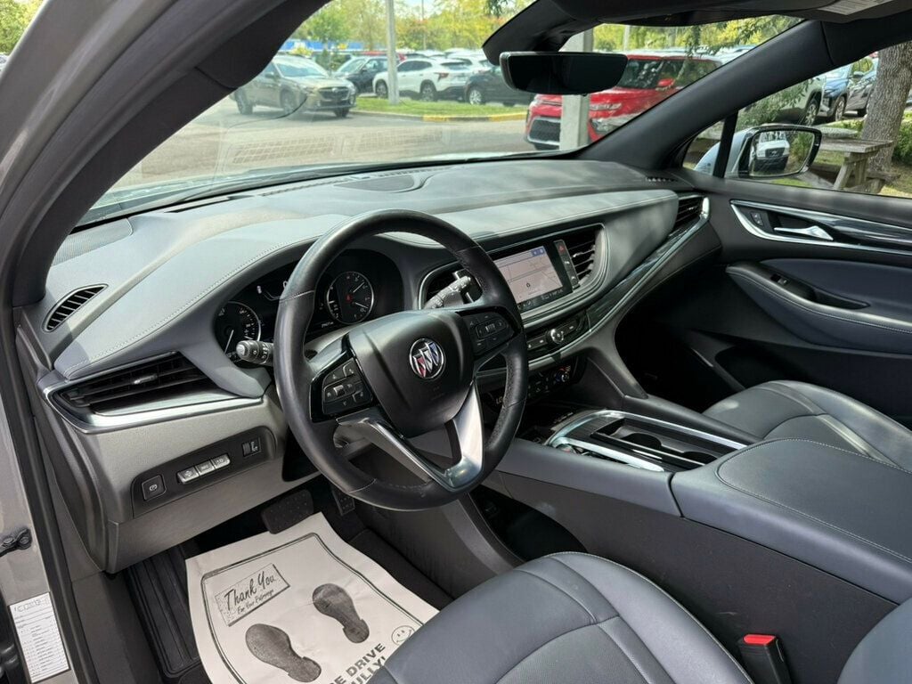 2024 Buick Enclave Premium photo 3