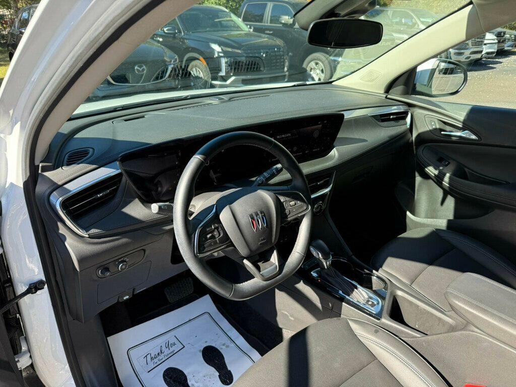 2024 Buick Encore GX Sport Touring photo 3