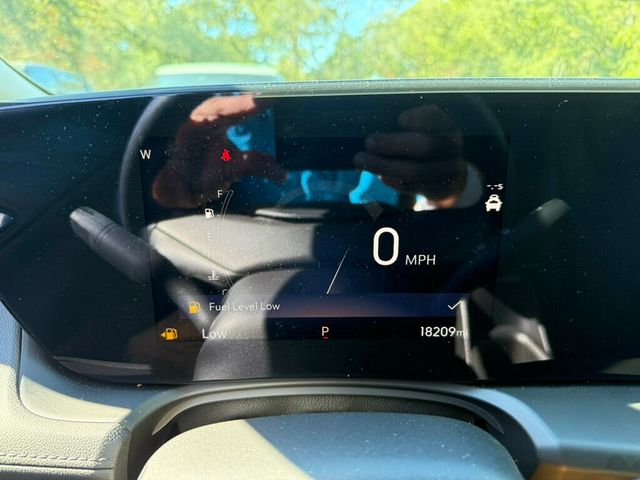 2024 Buick Encore GX FWD 4dr Sport Touring - 22952010 - 3