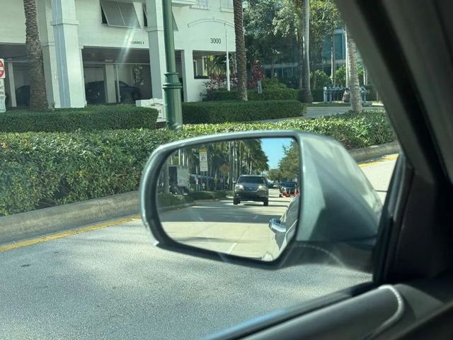 2024 Cadillac CT4 4dr Sedan Premium Luxury - 22965928 - 30