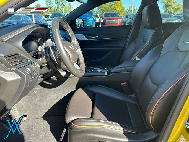 2024 Cadillac CT4 V-Series Sedan 4D - 23098313 - 10