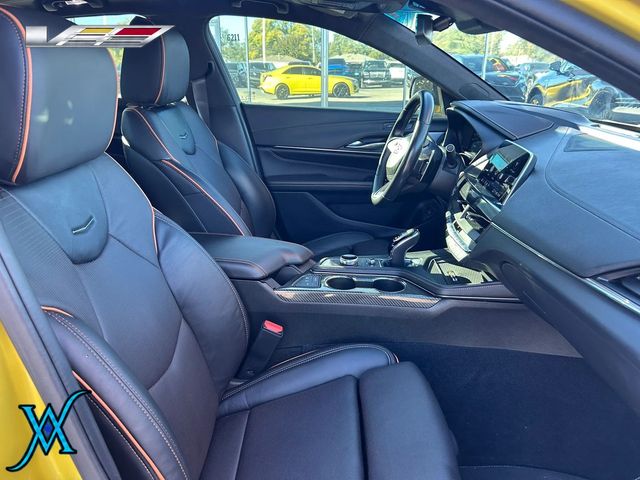 2024 Cadillac CT4 V-Series Sedan 4D - 23098313 - 24