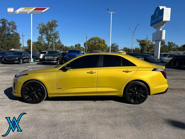 2024 Cadillac CT4 V-Series Sedan 4D - 23098313 - 3