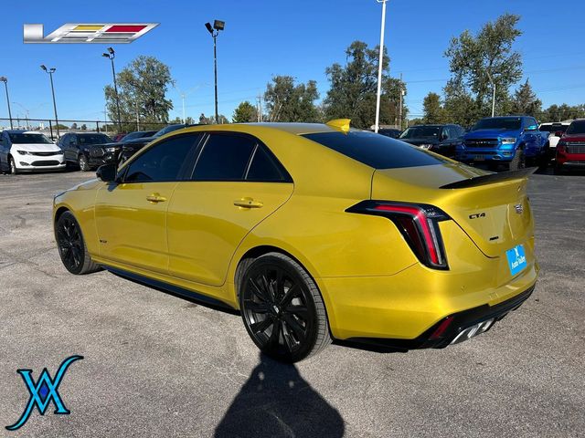 2024 Cadillac CT4 V-Series Sedan 4D - 23098313 - 4